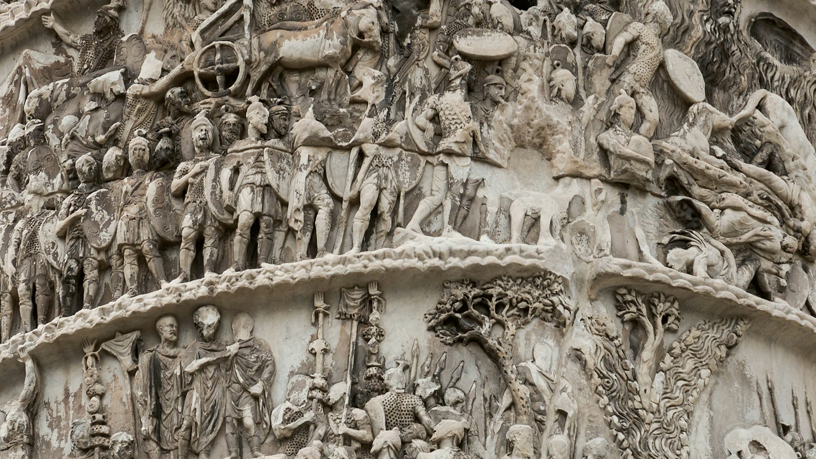 Relief carvings of military movement on the Column of Marcus Aurelius